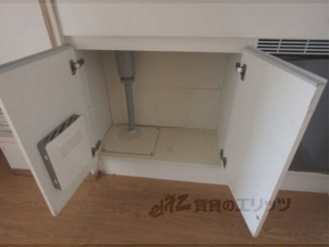 キッチン　キッチン下部収納