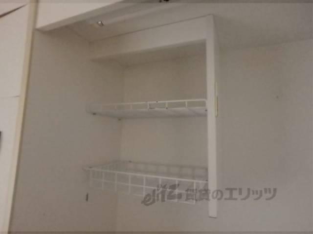 キッチン　キッチン上部棚