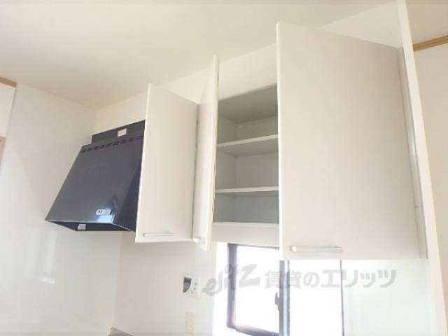 キッチン　収納