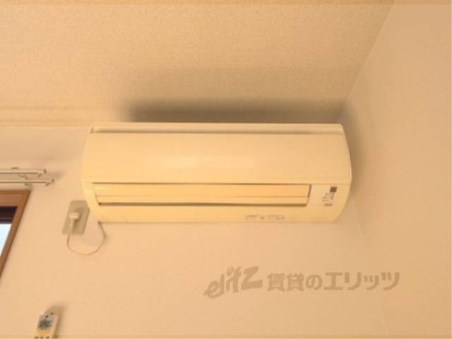 エアコン　リビング側