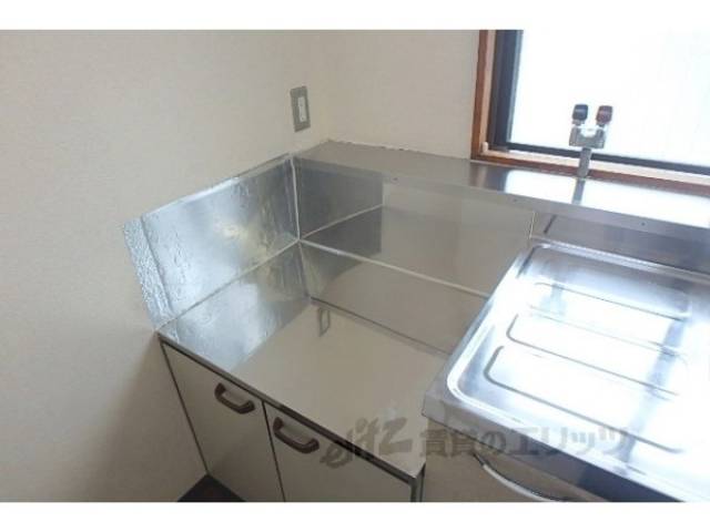 キッチン　コンロ設置場所