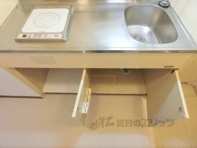 キッチン　下部収納