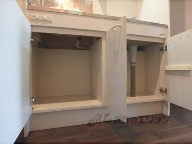 キッチン　収納