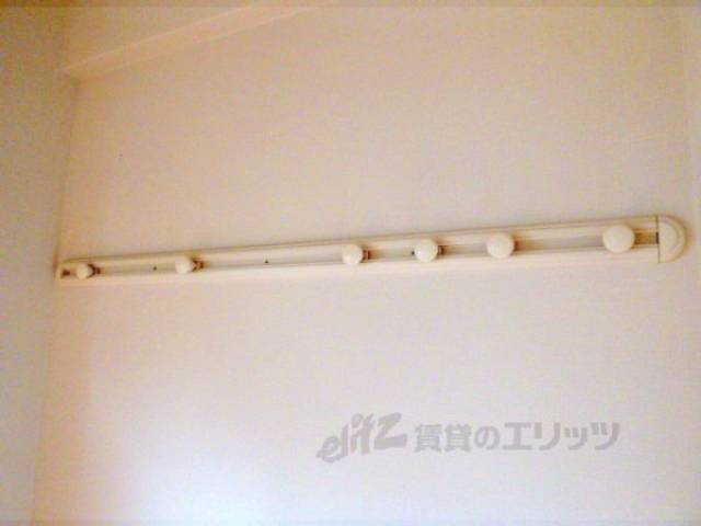 ハンガーレーン