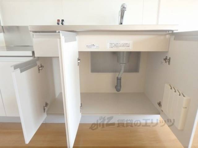 キッチン　下部収納