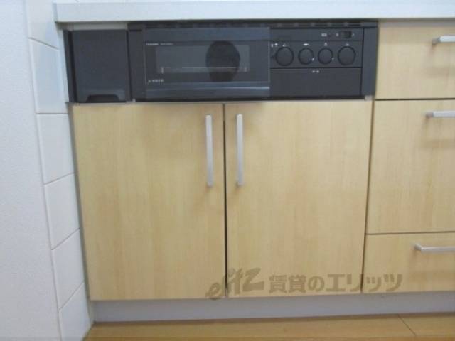 キッチン　下部収納