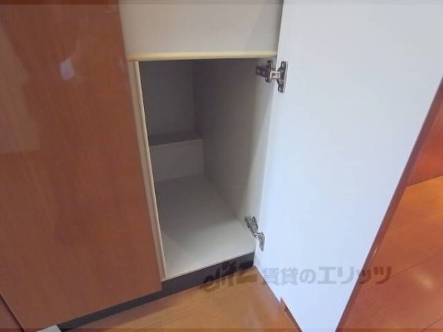 キッチン　下部収納