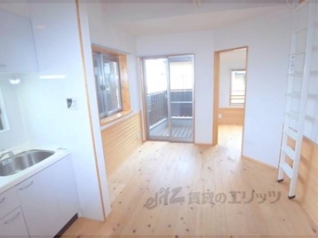 洋室　和の雰囲気たっぷり！