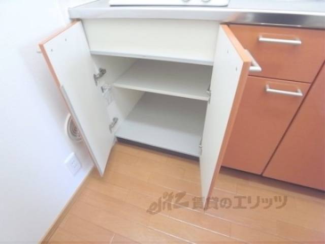 キッチン　下段収納