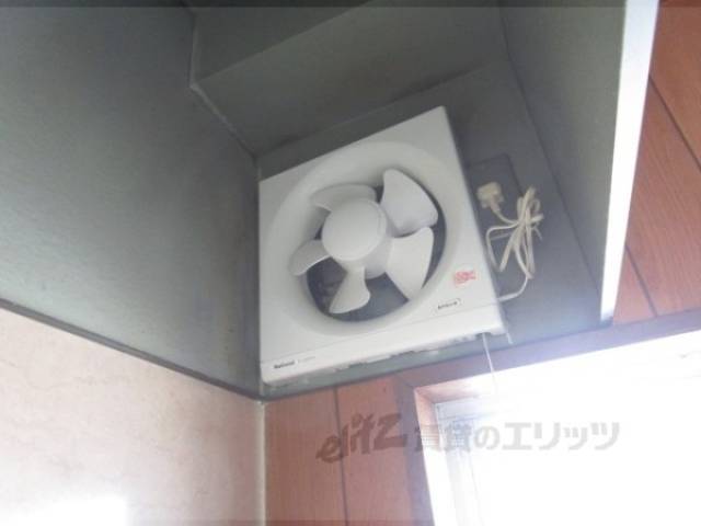 キッチン　換気扇