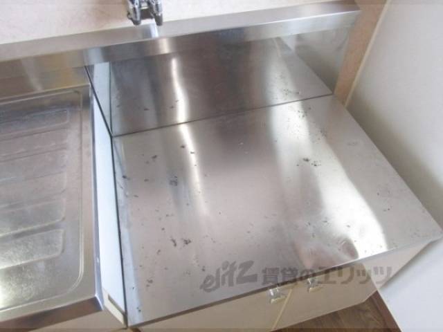 キッチン　コンロ設置場所