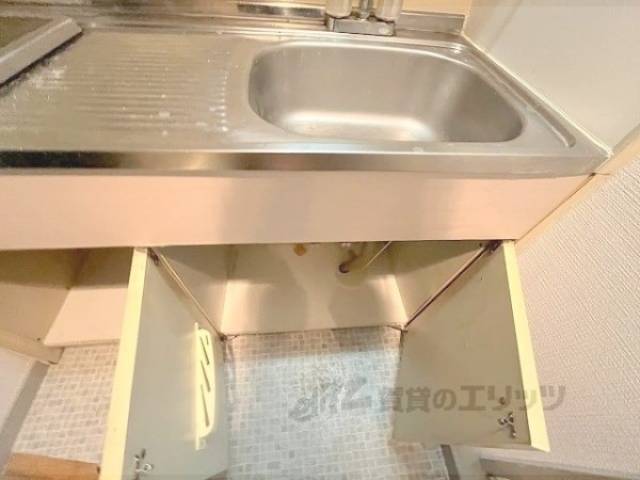 キッチン　下部収納