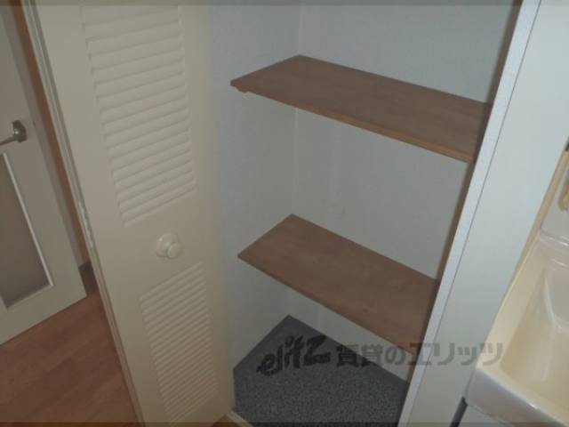 収納　脱衣室収納