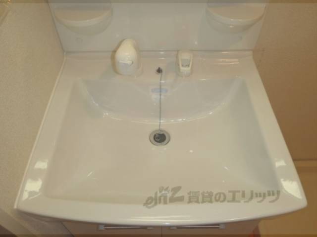 洗面所　シャンプードレッサー