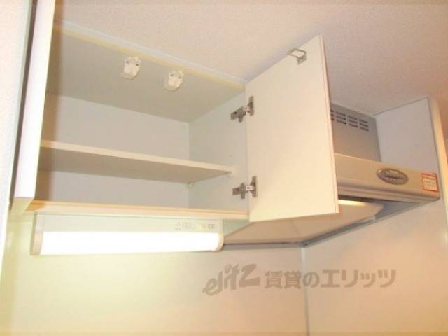 キッチン　キッチン上部収納