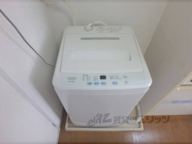 洗濯機置場　洗濯機