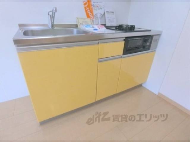 キッチン　下部収納