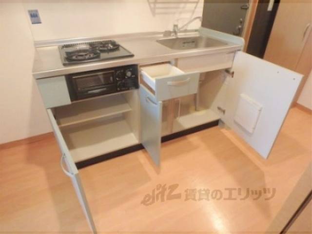 キッチン　下部収納