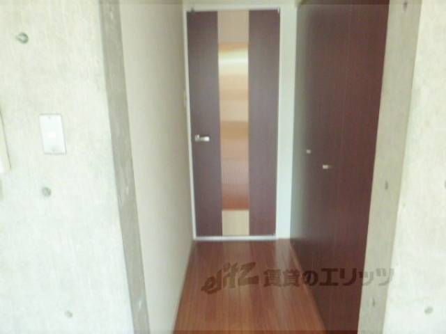洋室　洋室出入口