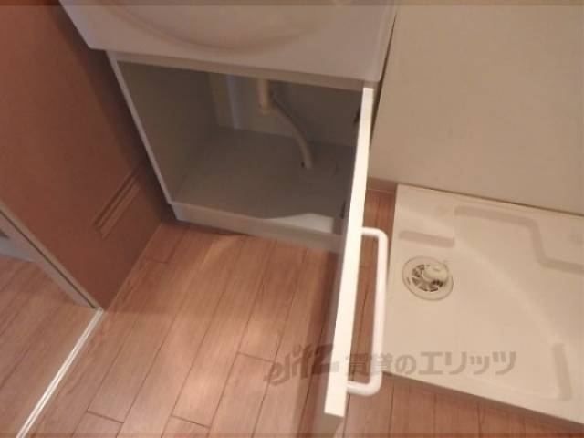洗面所　収納
