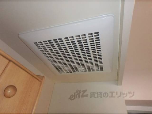 キッチン　換気扇
