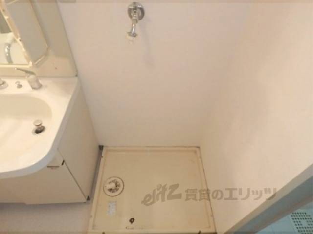 洗濯機置場　キッチン下収納