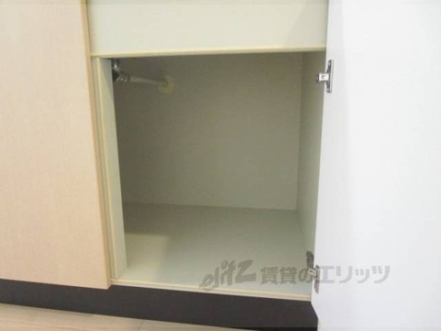 キッチン　下部収納