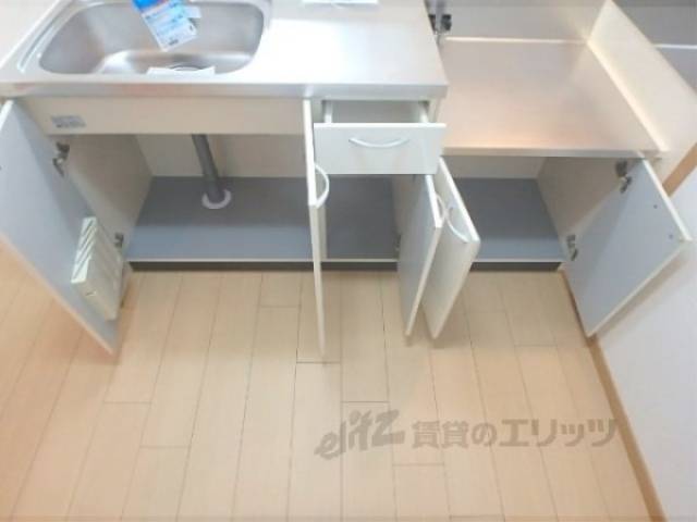 キッチン　収納