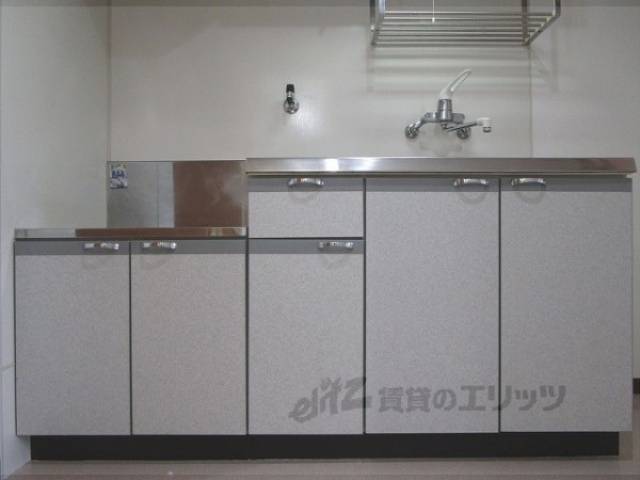 キッチン　下収納