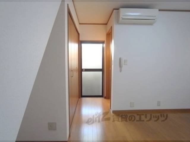 洋室　ダイニング　リノベーションされています