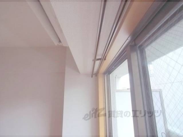 カーテンレール