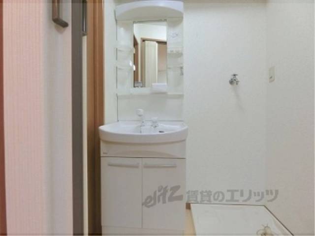 洗面所　独立洗面台