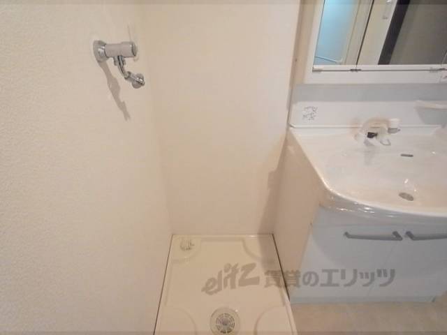 洗濯機置場　室内で洗濯可能