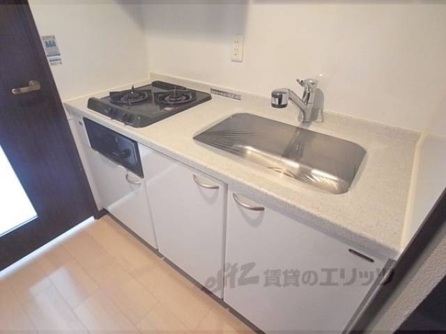 キッチン　広めのキッチンで料理はかどります