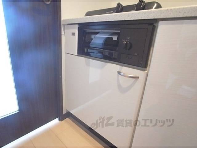 収納　グリルまでついてます