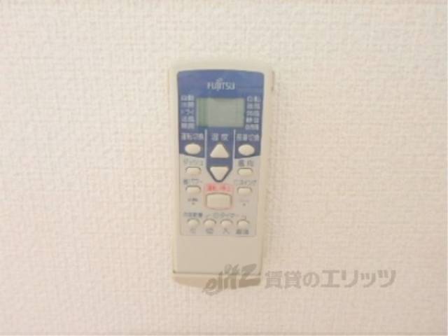 エアコン　エアコンのリモコン