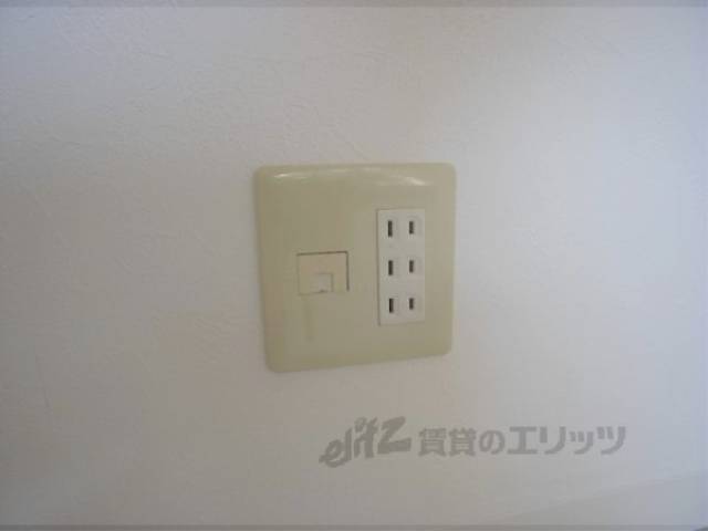 洋室　コンセント