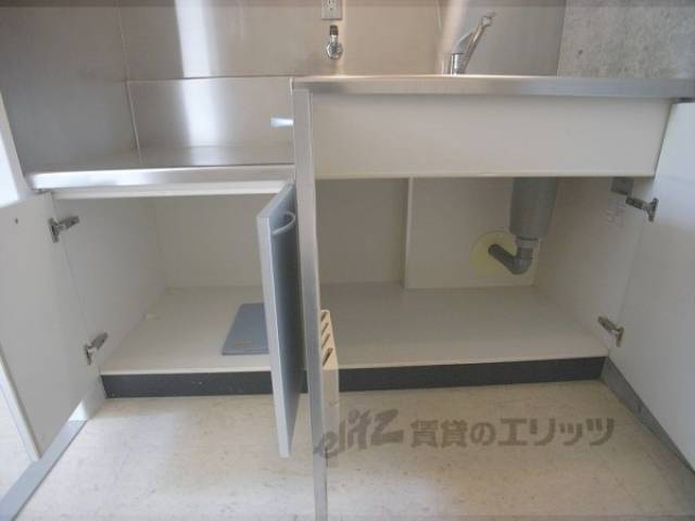 キッチン　収納