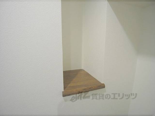 棚（トイレ横）