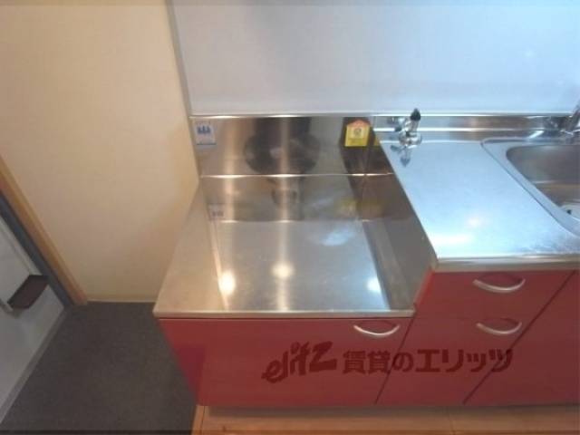 キッチン　コンロ置き場