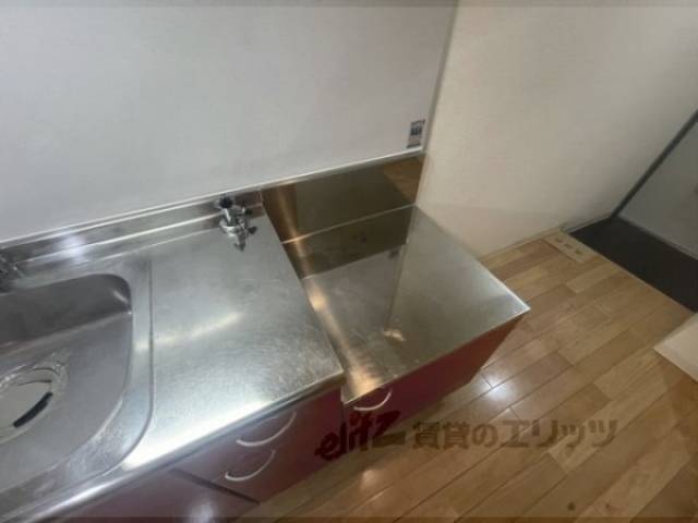 キッチン　コンロ置場