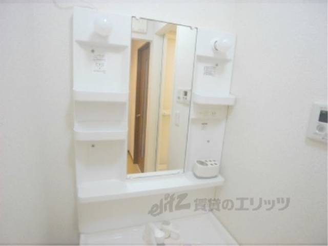 洗面所　独立洗面台