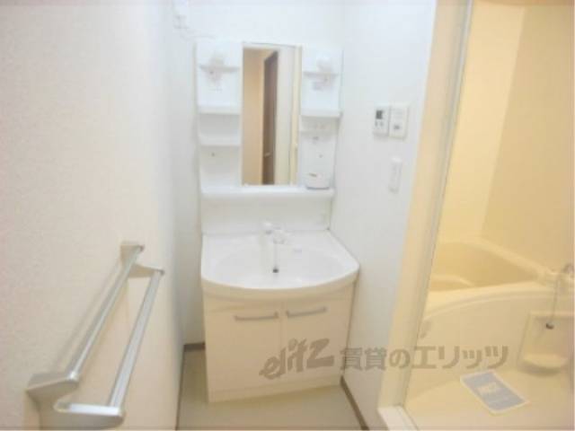 洗面所　独立洗面台