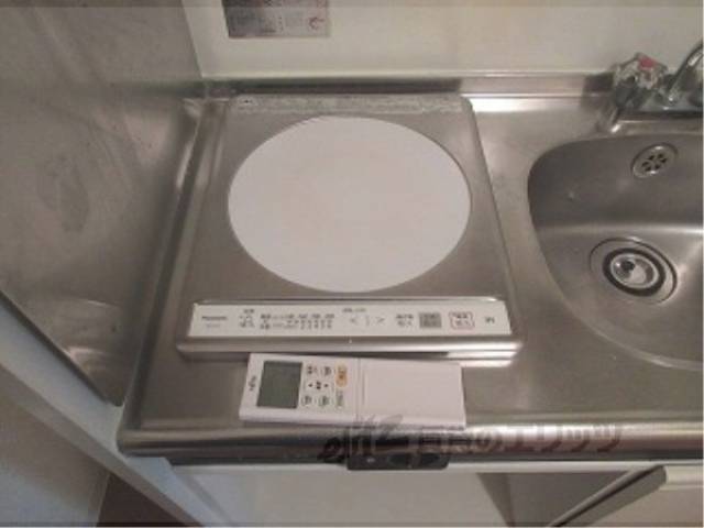 キッチン　コンロ