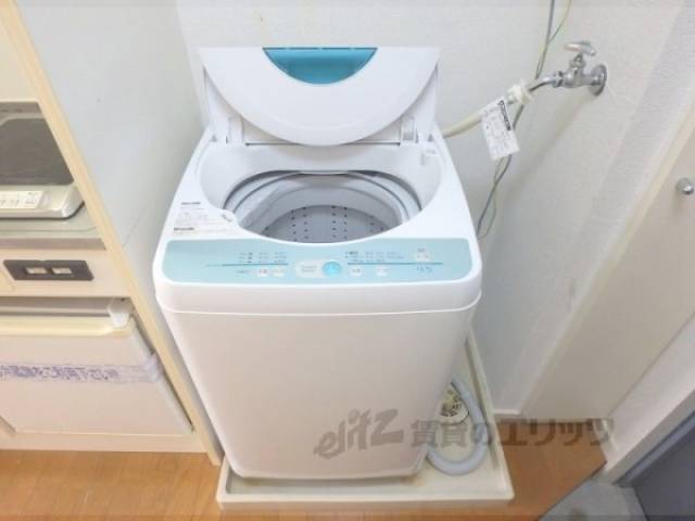 洗濯機置場　洗濯機
