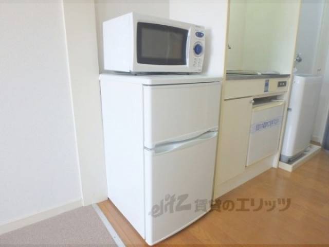 冷蔵庫置場　冷蔵庫・電子レンジ