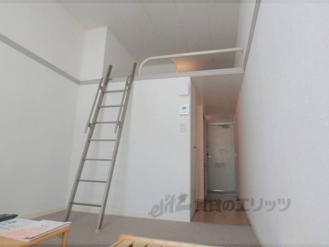 洋室　ロフトついてます