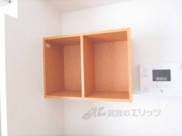 収納　上部収納