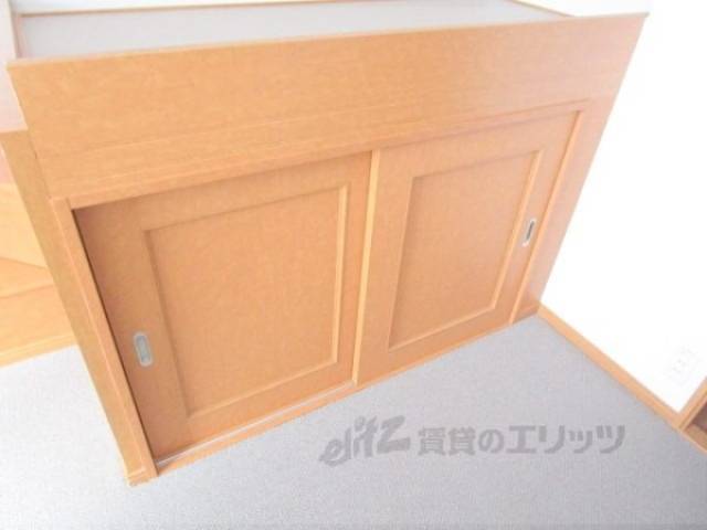 収納　ロフト下収納