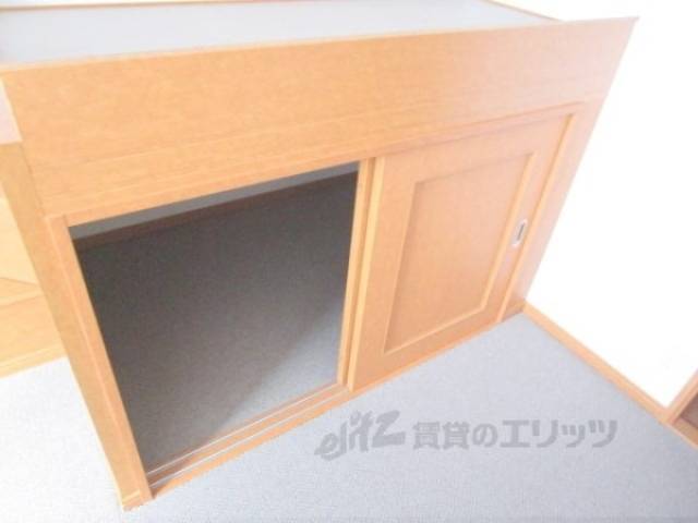 収納　ロフト下収納